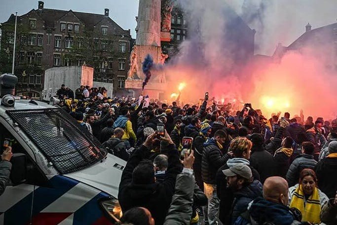 Des violences antisémites éclatent à Amsterdam au milieu de manifestations et de tensions croissantes