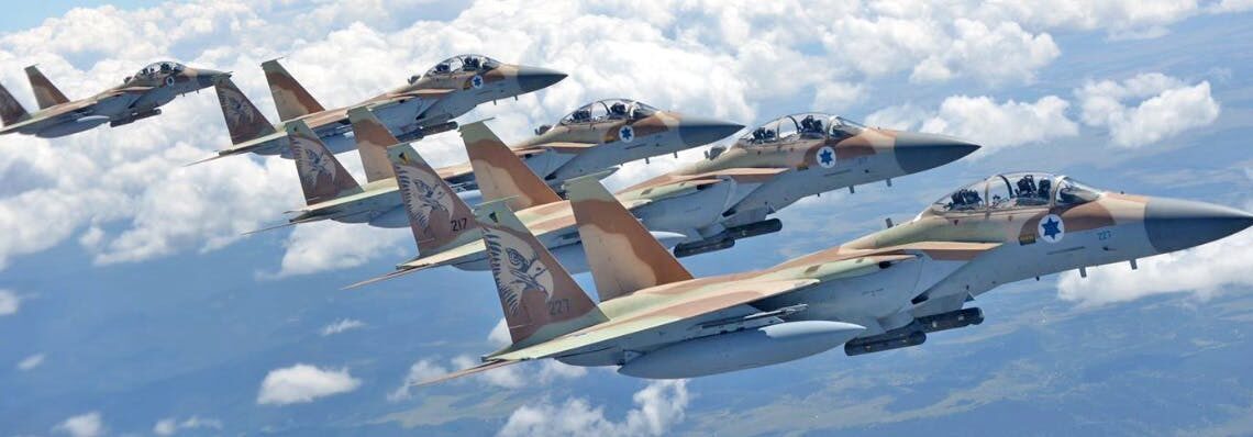 L’armée de l’air israélienne frappe le quartier général des renseignements du Hezbollah en Syrie